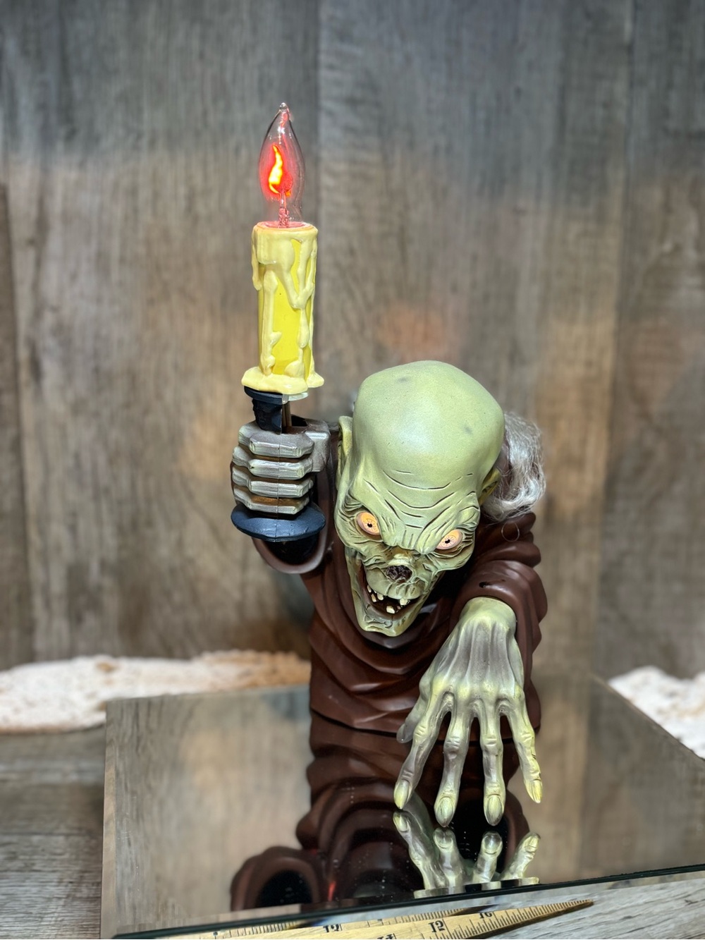 Tales From The Crypt Candelabra Crypt Keeper Light Up Halloween 1996 ** Read**